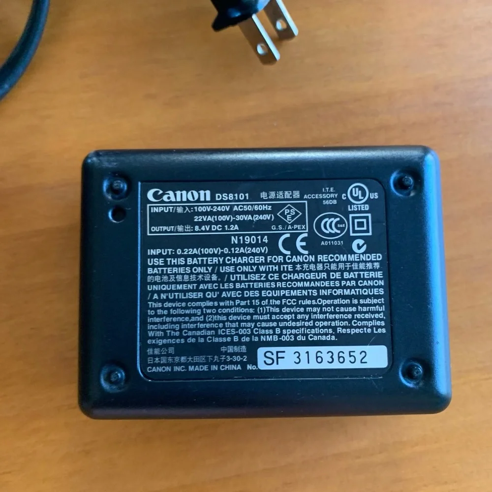 Canon battery charger